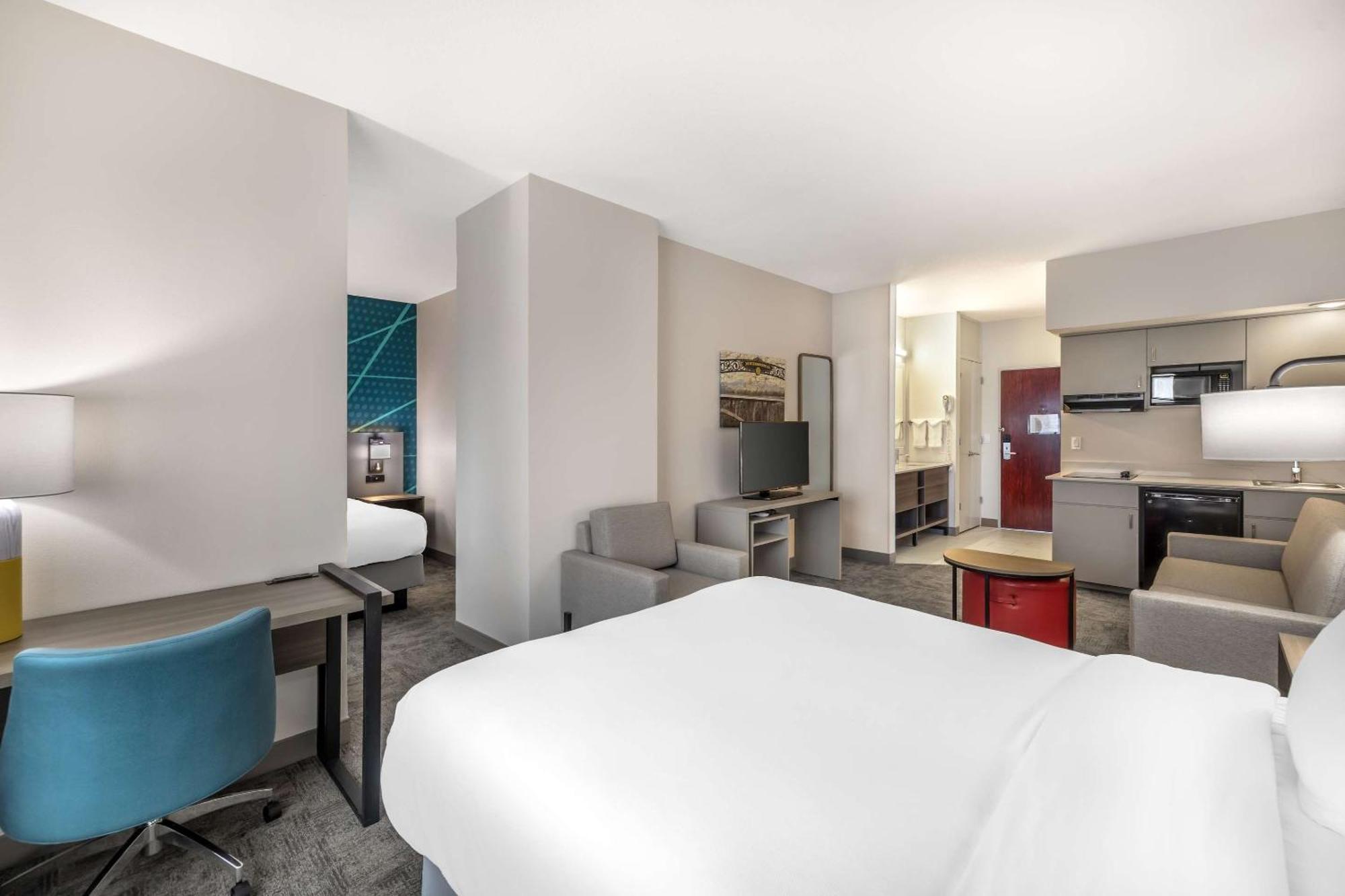 Comfort Airport 3*