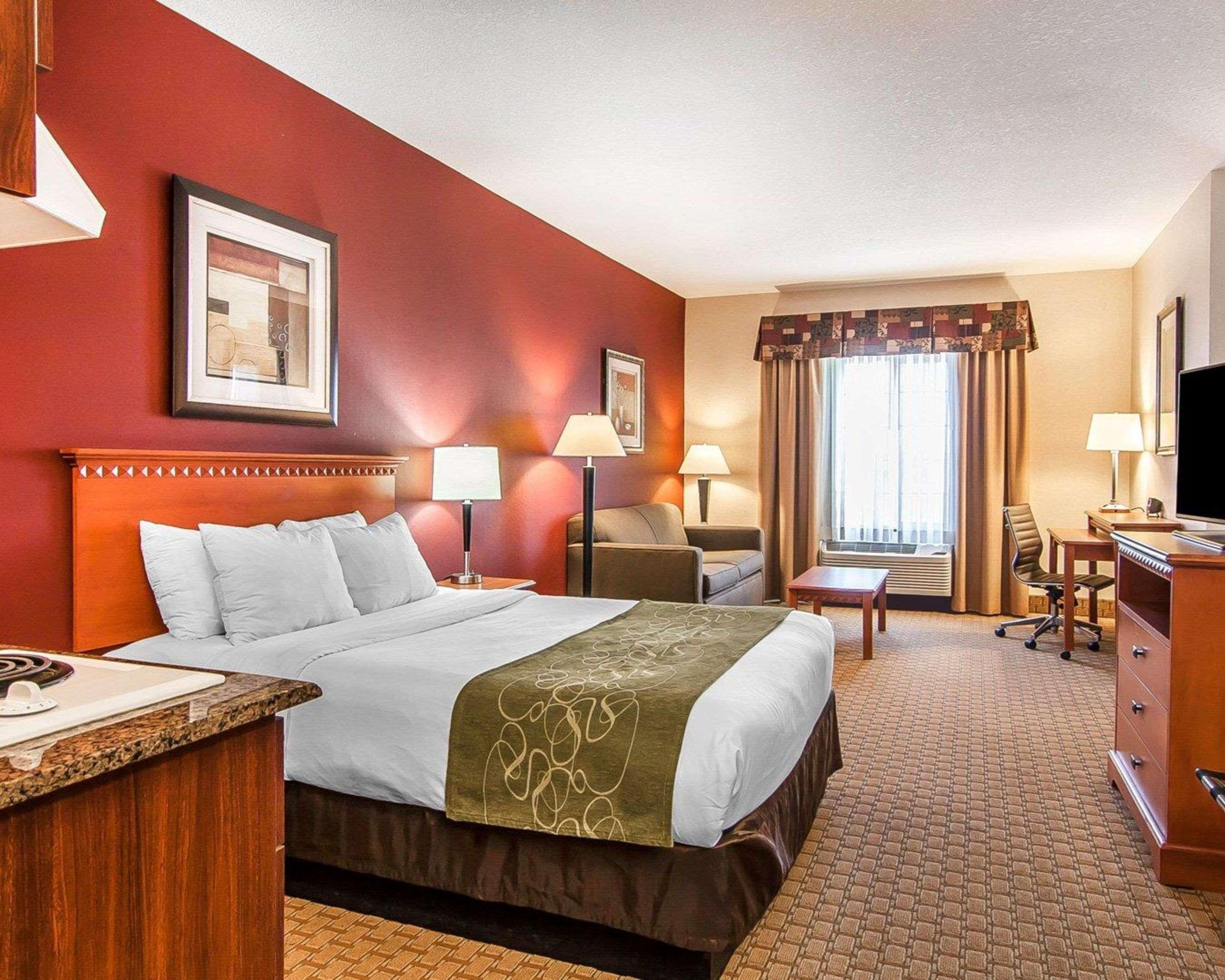 Comfort Airport Hotel 3*