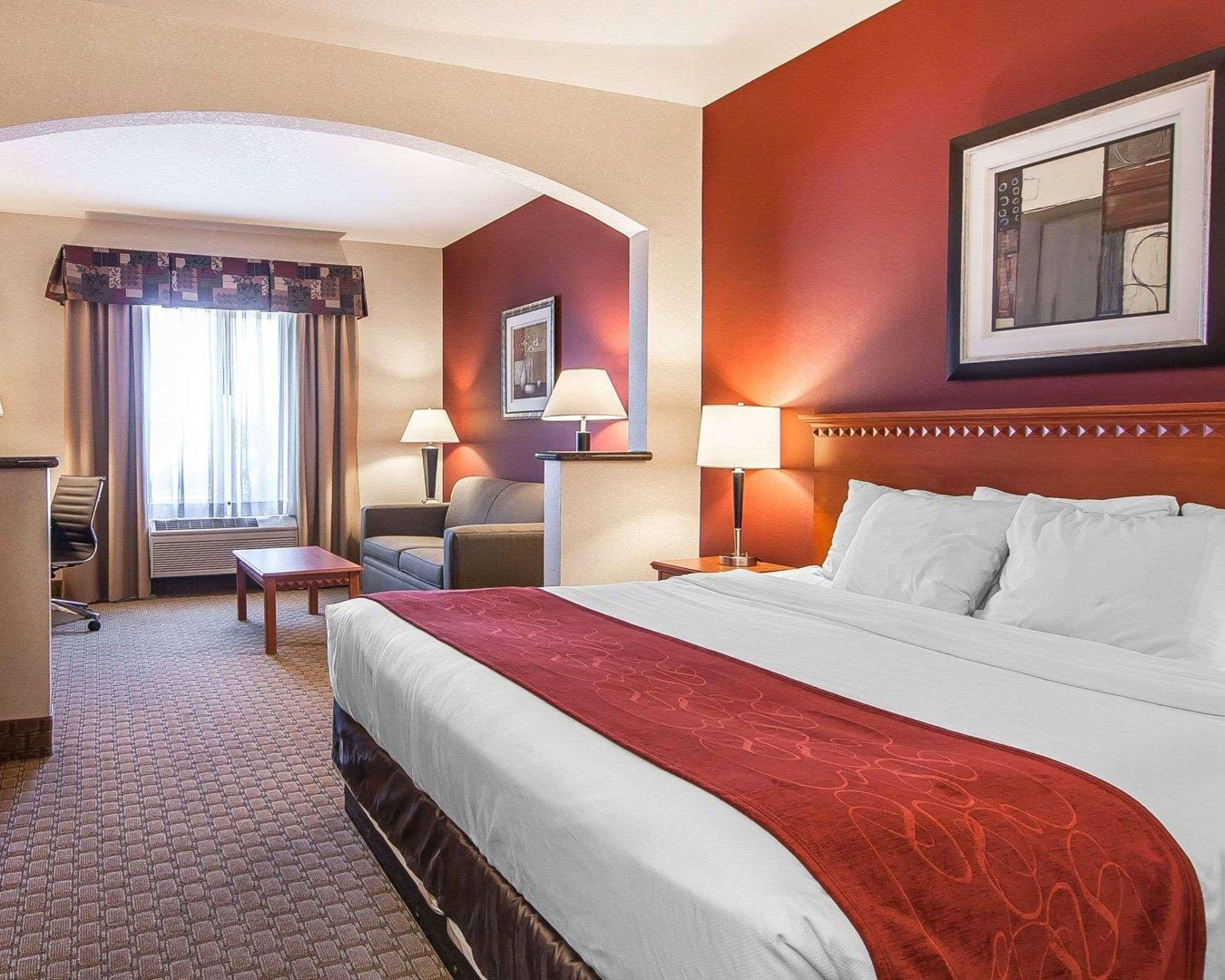 Hotel Comfort Airport 3*