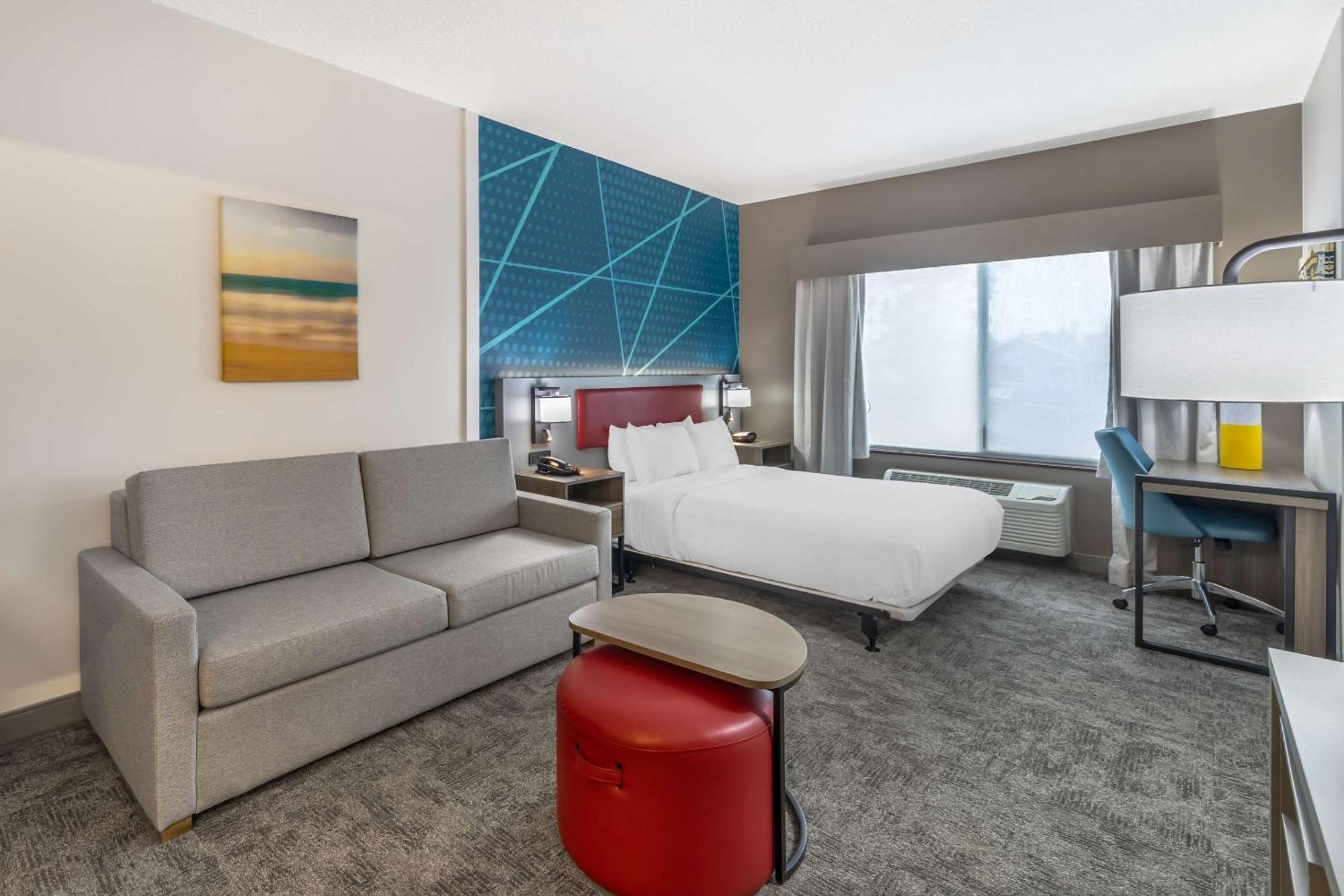 Comfort Airport Hotel 3*