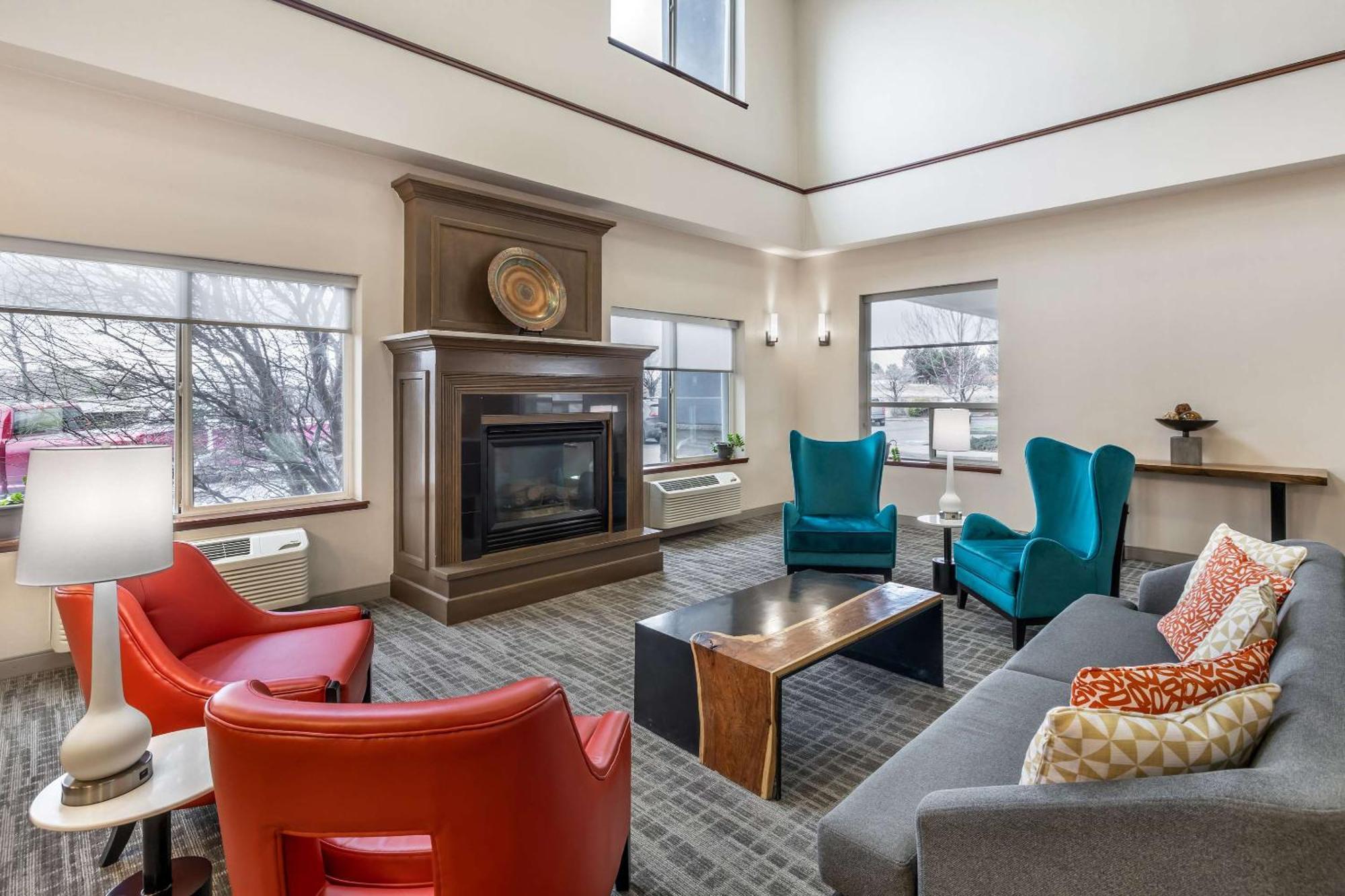 Comfort Airport Redmond