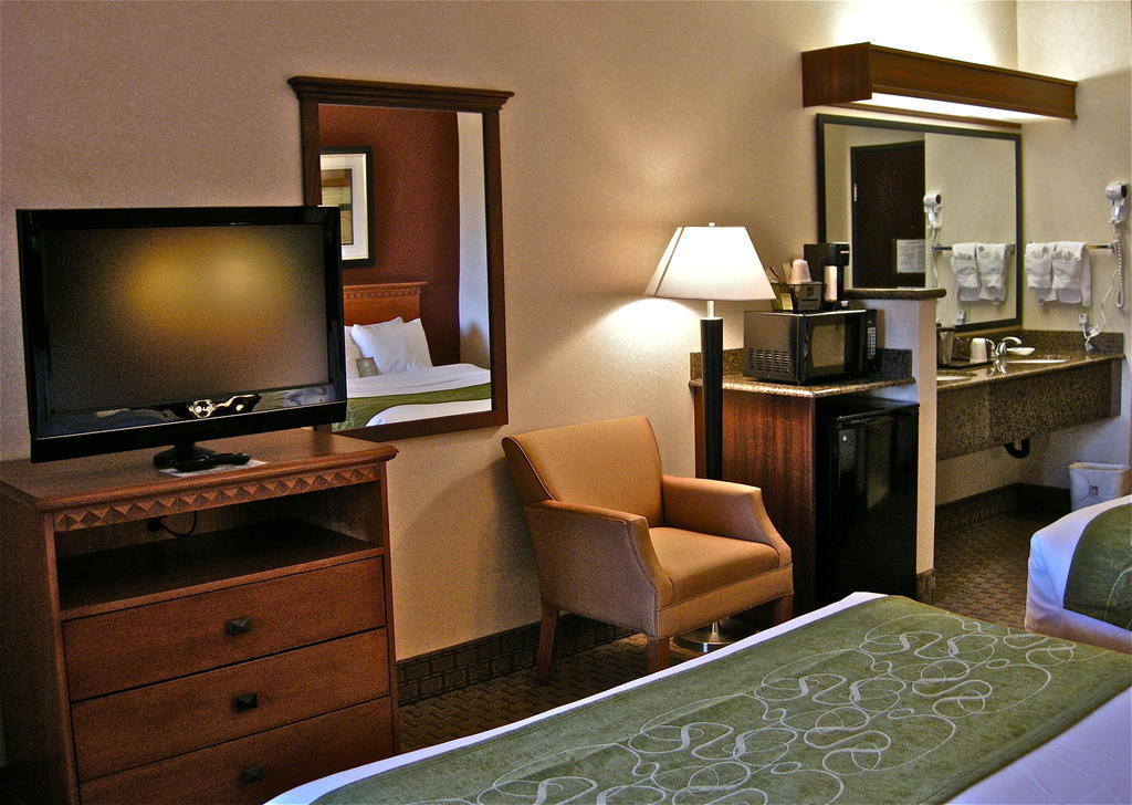 Comfort Airport 3* Redmond
